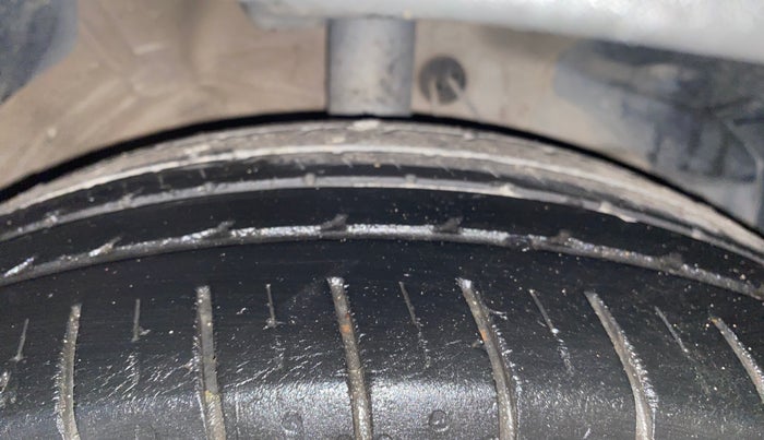 2020 MG HECTOR SHARP 1.5 DCT PETROL, Petrol, Automatic, 37,087 km, Right Front Tyre Tread