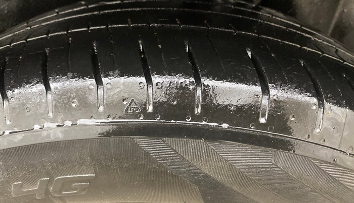 2020 MG HECTOR SHARP 1.5 DCT PETROL, Petrol, Automatic, 93,327 km, Left Rear Tyre Tread