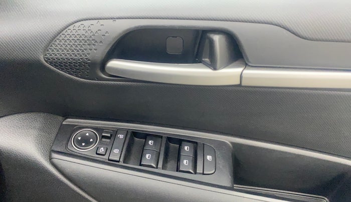 2023 KIA SONET HTK PLUS 1.0 IMT, Petrol, Manual, 13,063 km, Driver Side Door Panels Control