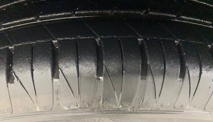 2023 KIA SONET HTK PLUS 1.0 IMT, Petrol, Manual, 13,063 km, Right Rear Tyre Tread