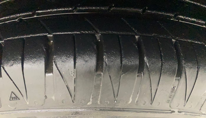 2023 KIA SONET HTK PLUS 1.0 IMT, Petrol, Manual, 13,063 km, Left Rear Tyre Tread