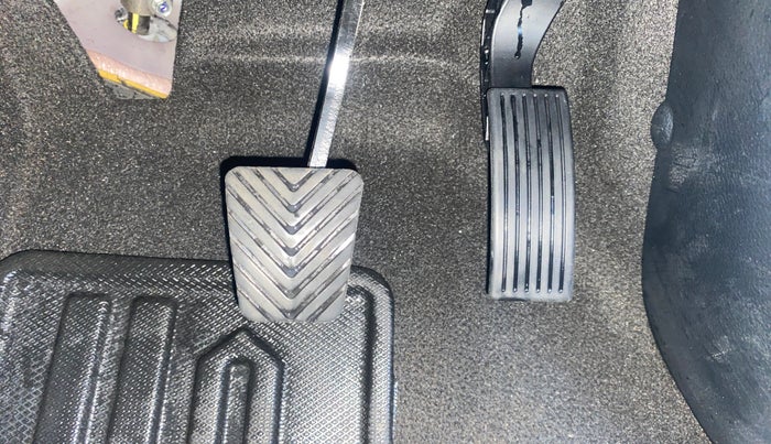 2023 KIA SONET HTK PLUS 1.0 IMT, Petrol, Manual, 13,063 km, Pedals