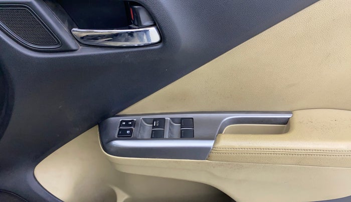 2014 Honda City 1.5L I-VTEC VX, Petrol, Manual, 84,255 km, Driver Side Door Panels Control