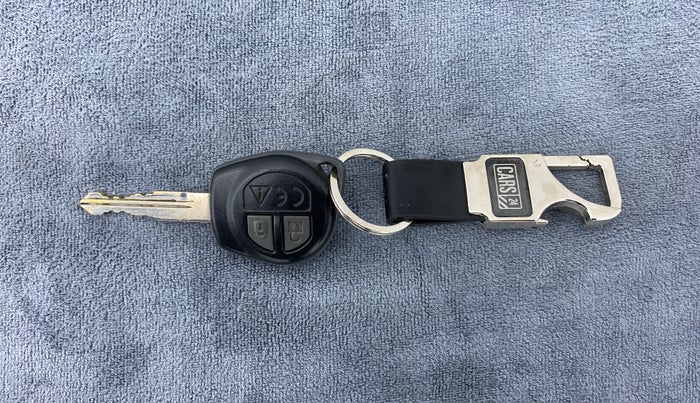 2018 Maruti Swift VXI D, Petrol, Manual, 17,897 km, Key Close-up