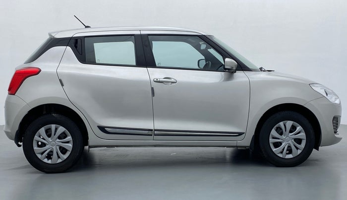 2018 Maruti Swift VXI D, Petrol, Manual, 17,897 km, Right Side View