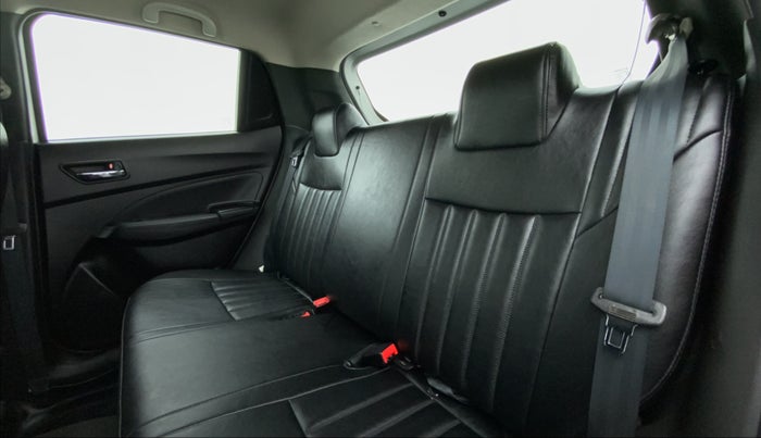 2018 Maruti Swift VXI D, Petrol, Manual, 17,897 km, Right Side Door Cabin View