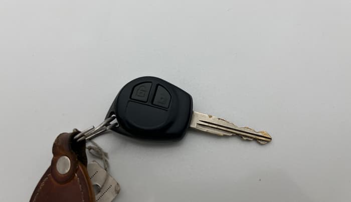 2016 Maruti Swift LXI (O), Petrol, Manual, 94,726 km, Key Close Up