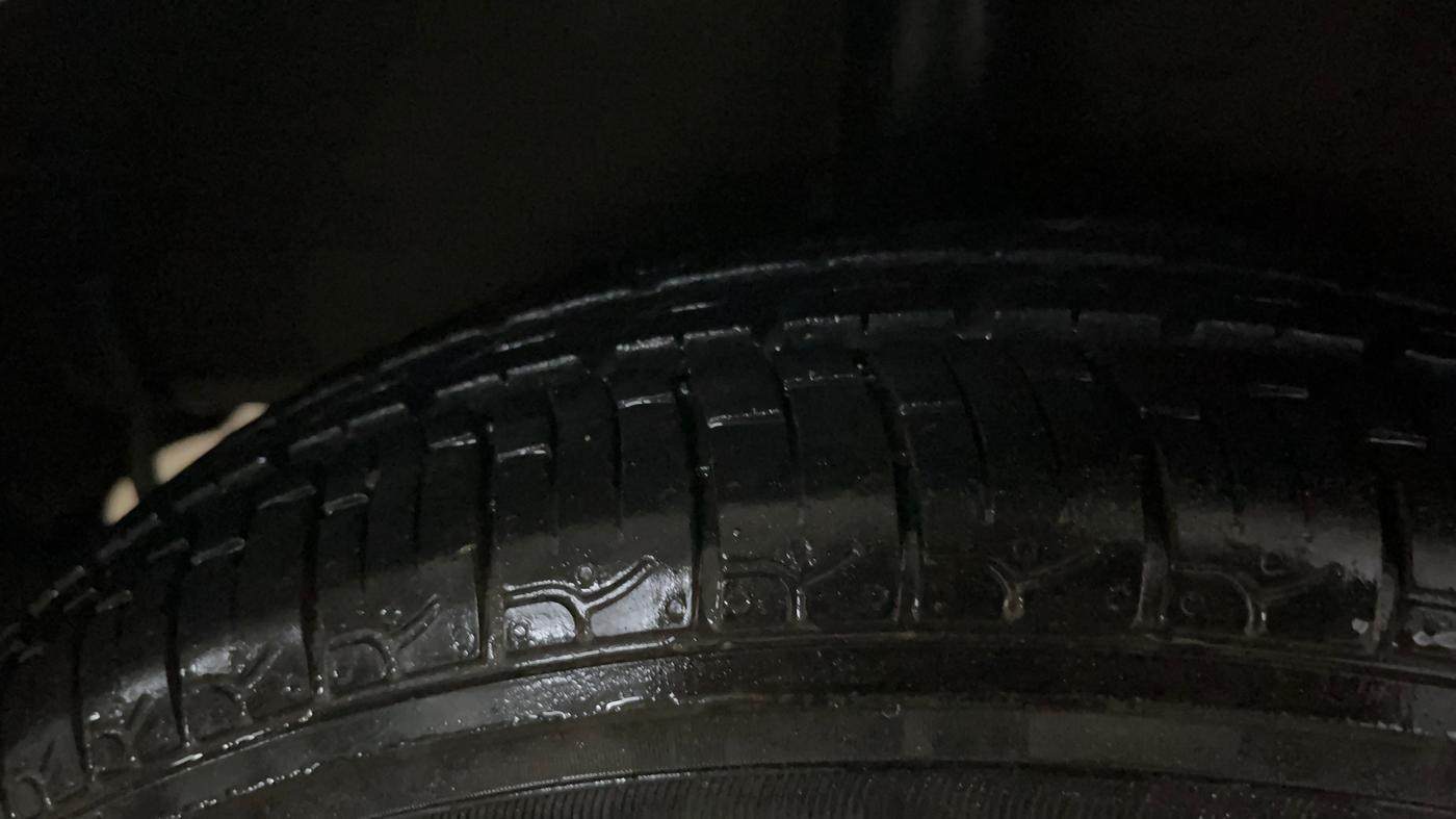 2021 Hyundai NEW SANTRO SPORTZ EXECUTIVE MT CNG, CNG, Manual, 43,476 km, Right Rear Tyre Tread