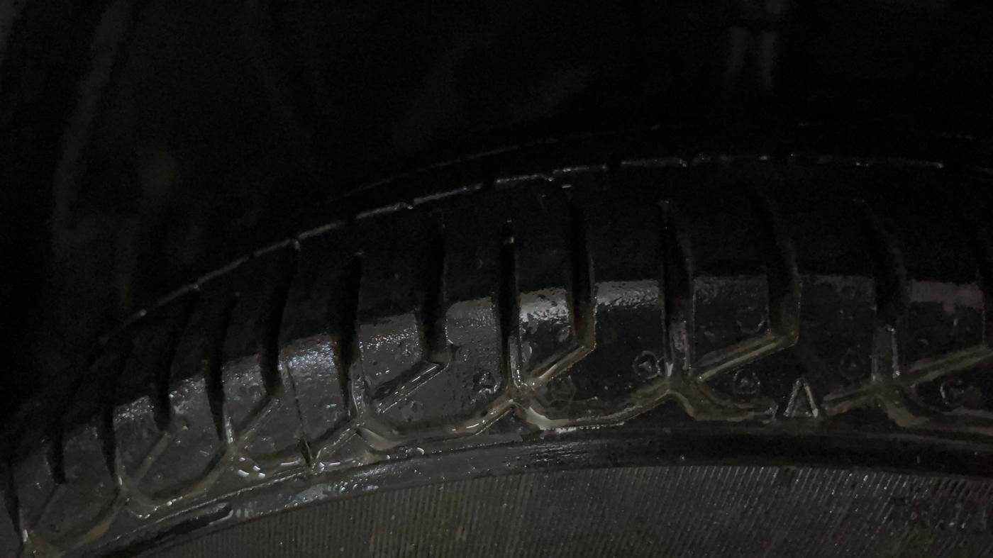 2021 Hyundai NEW SANTRO SPORTZ EXECUTIVE MT CNG, CNG, Manual, 43,476 km, Right Front Tyre Tread