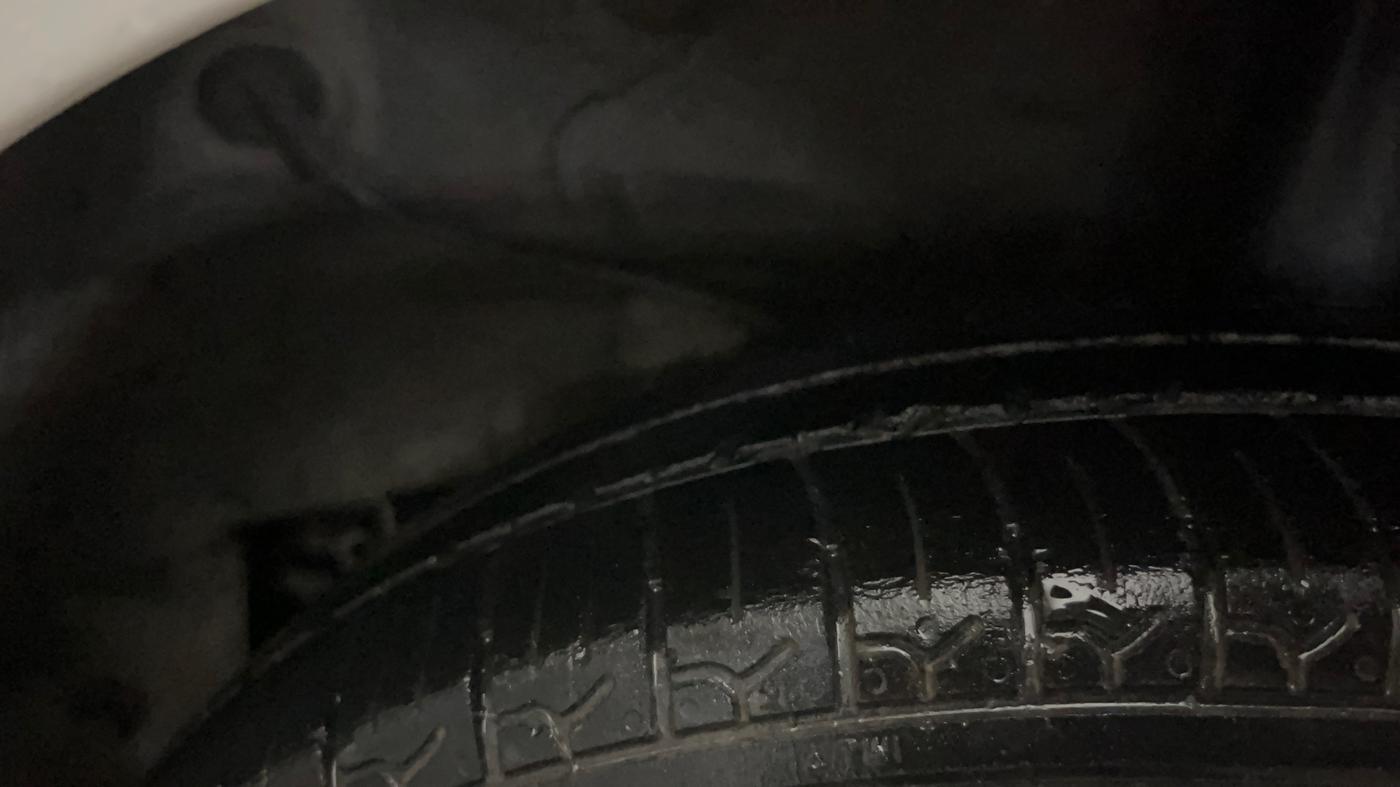 2021 Hyundai NEW SANTRO SPORTZ EXECUTIVE MT CNG, CNG, Manual, 43,476 km, Left Rear Tyre Tread