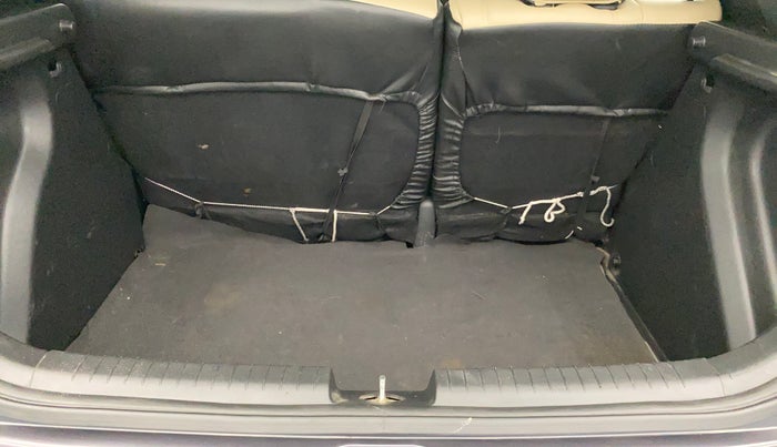 2017 Hyundai Elite i20 ASTA 1.2, Petrol, Manual, 38,982 km, Boot Inside