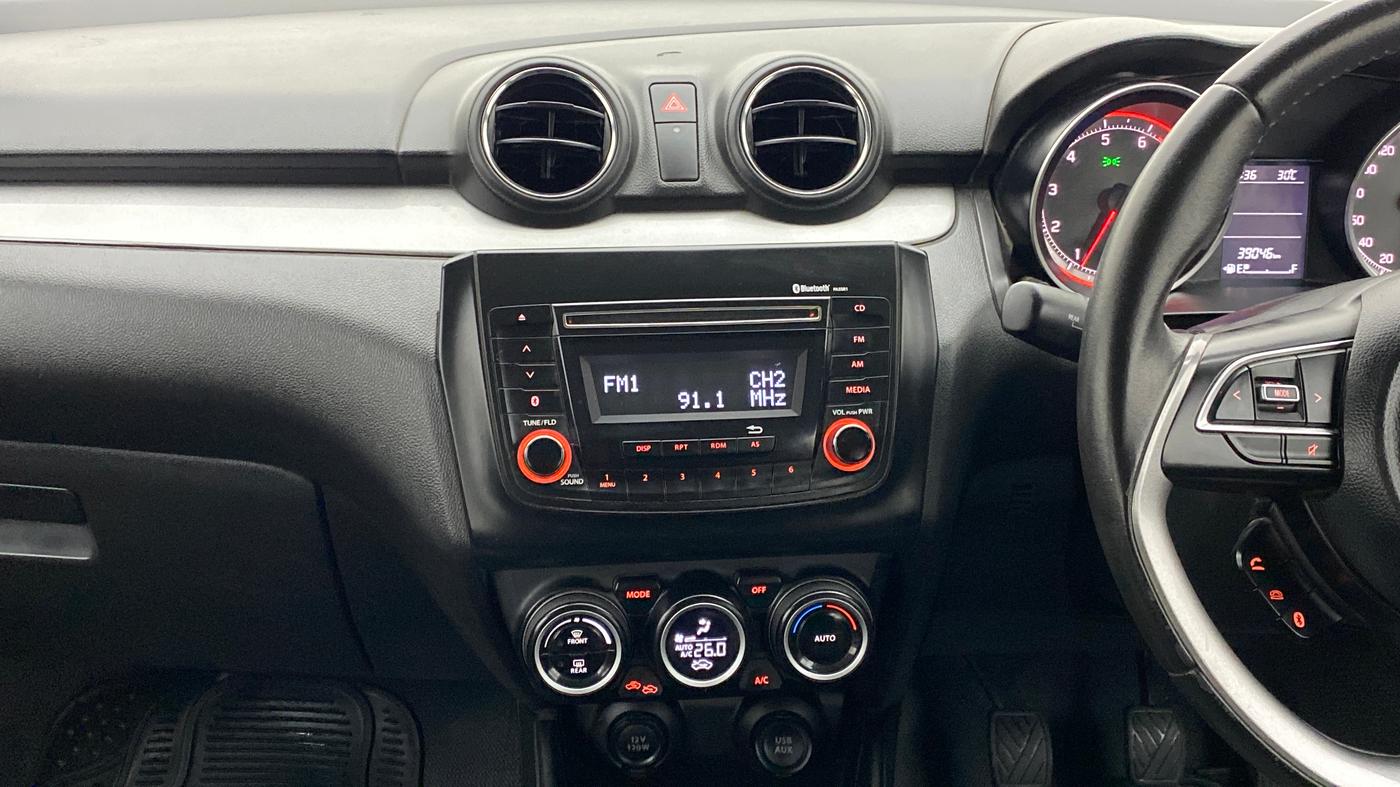 2021 Maruti Swift ZXI D, Petrol, Manual, 39,094 km, Air Conditioner