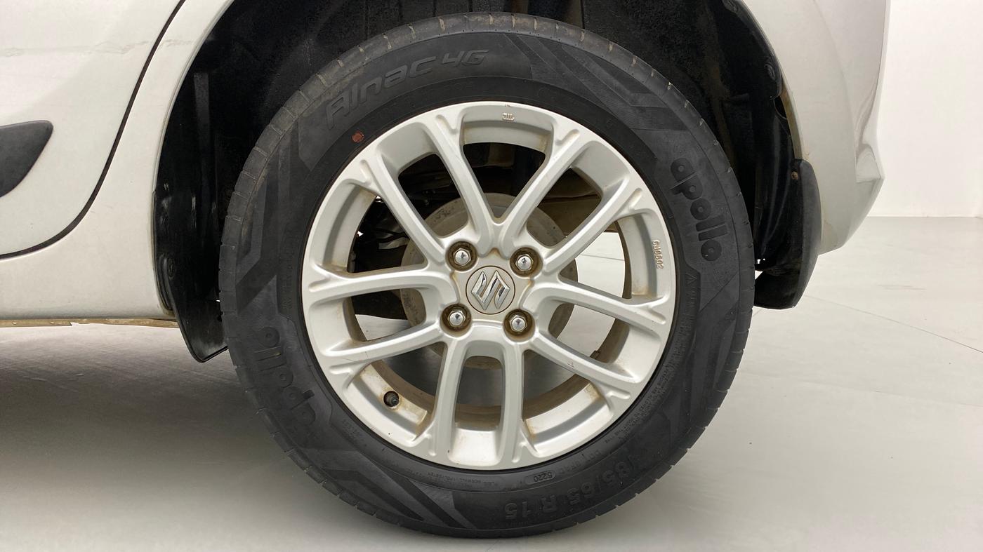 2021 Maruti Swift ZXI D, Petrol, Manual, 39,094 km, Left Rear Wheel