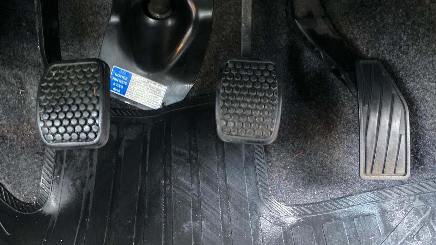 2017 Maruti Alto 800 LXI O, Petrol, Manual, 42,248 km, Pedals