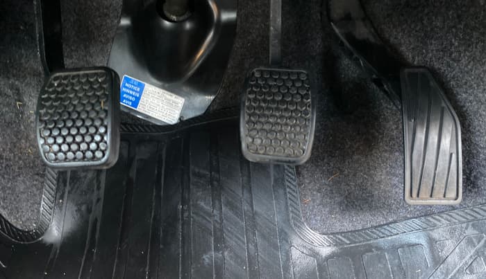 2017 Maruti Alto 800 LXI O, Petrol, Manual, 42,248 km, Pedals