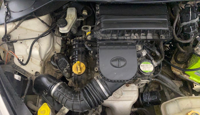 2017 Tata Tiago XT PETROL, Petrol, Manual, 70,942 km, Engine View - Right