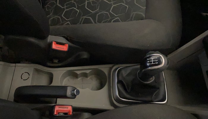 2017 Tata Tiago XT PETROL, Petrol, Manual, 70,942 km, Gear Lever