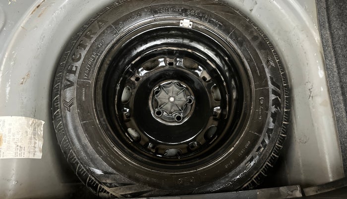 2015 Volkswagen Polo TRENDLINE 1.2L PETROL, Petrol, Manual, 16,215 km, Spare Tyre