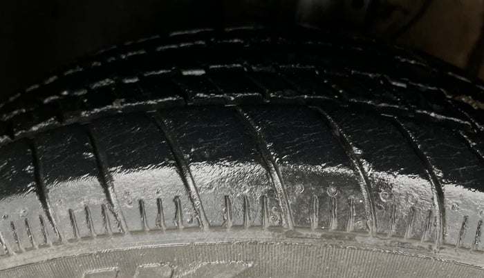 2015 Volkswagen Polo TRENDLINE 1.2L PETROL, Petrol, Manual, 16,215 km, Left Front Tyre Tread