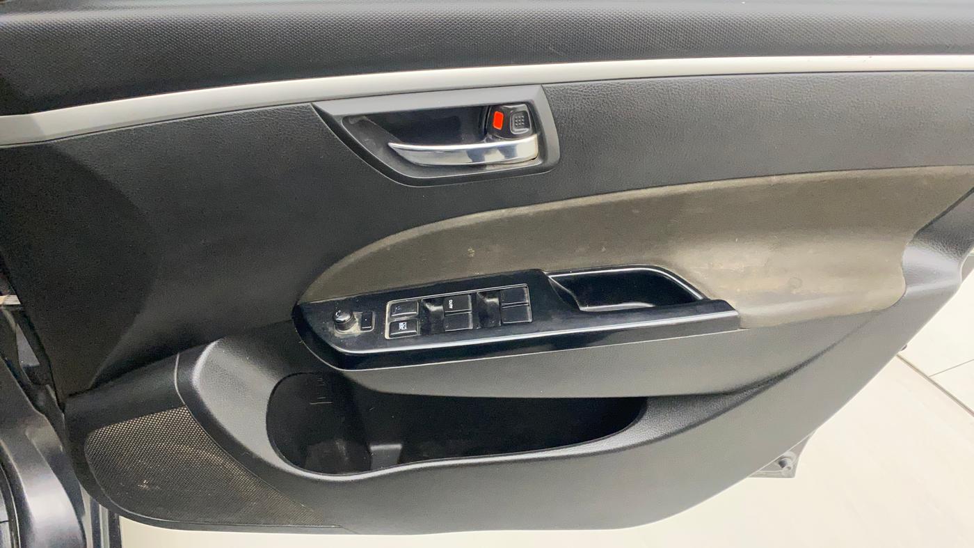 2016 Maruti Swift VXI, Petrol, Manual, 65,928 km, Driver Side Door Panels Control