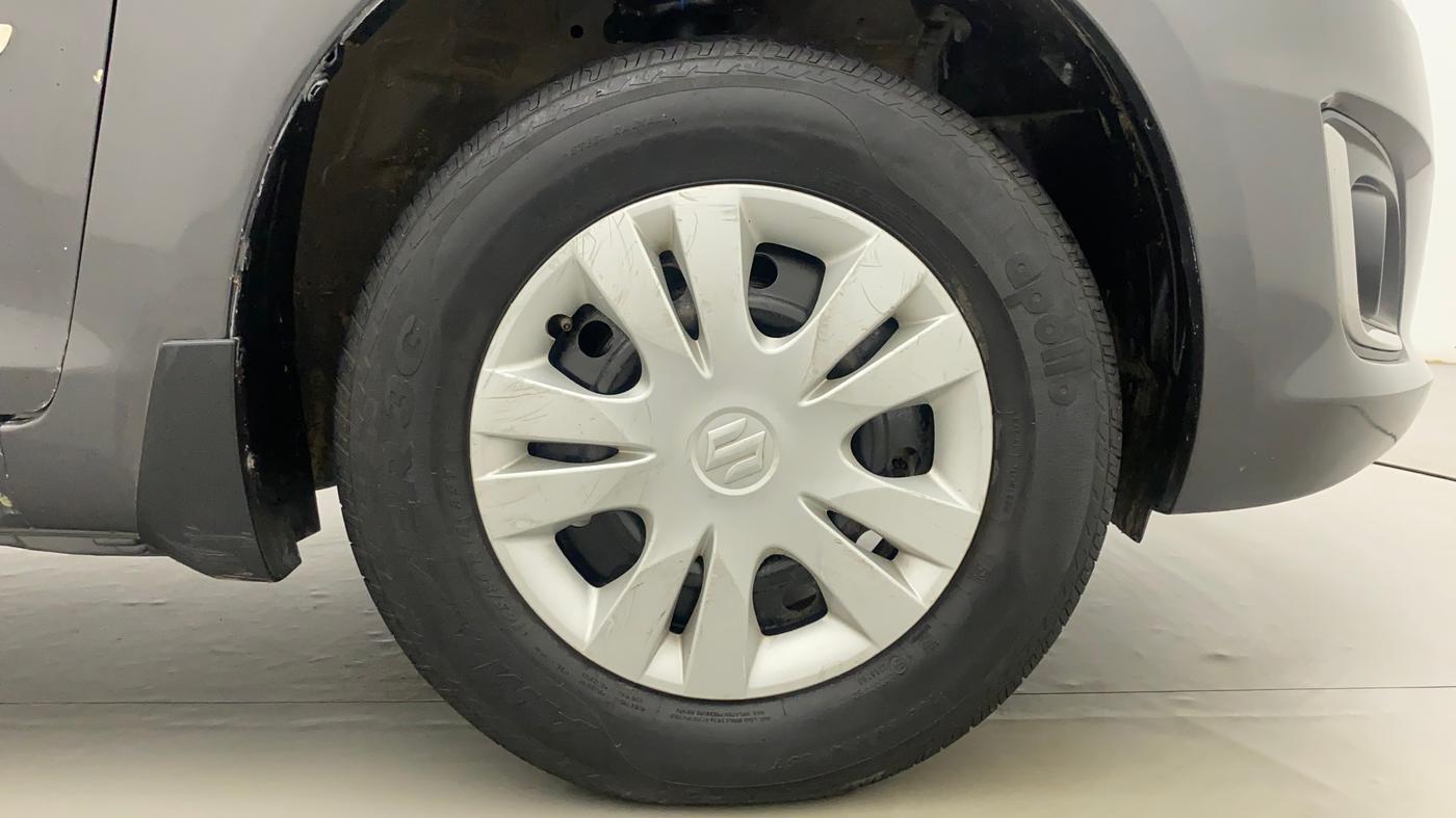 2016 Maruti Swift VXI, Petrol, Manual, 65,928 km, Right Front Wheel