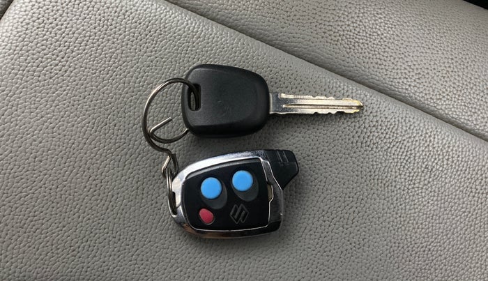 2016 Maruti Alto 800 LXI, Petrol, Manual, 54,715 km, Key Close Up