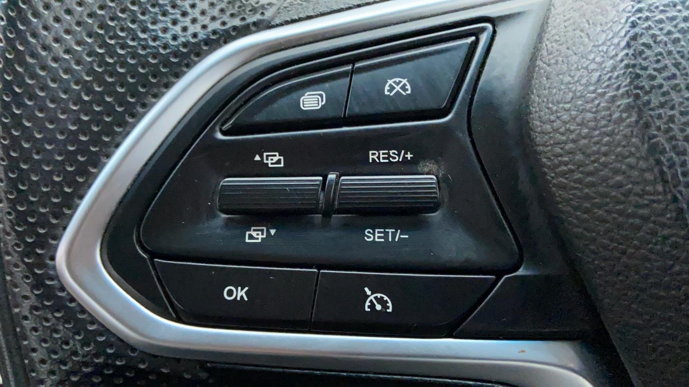 2019 MG HECTOR SHARP DCT PETROL, Petrol, Automatic, 28,870 km, Adaptive Cruise Control