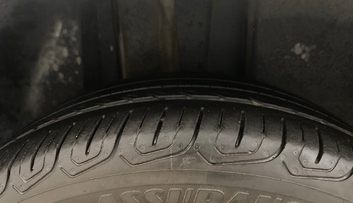 2022 Skoda SLAVIA STYLE 1.5L TSI DSG, Petrol, Automatic, 33,388 km, Right Rear Tyre Tread