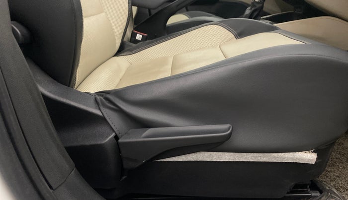 2022 Skoda SLAVIA STYLE 1.5L TSI DSG, Petrol, Automatic, 33,388 km, Driver Side Adjustment Panel