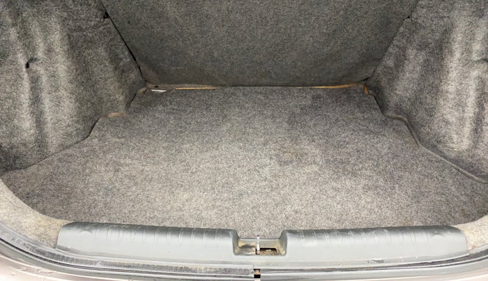 2015 Honda Amaze 1.2L I-VTEC S, Petrol, Manual, 69,469 km, Boot Inside