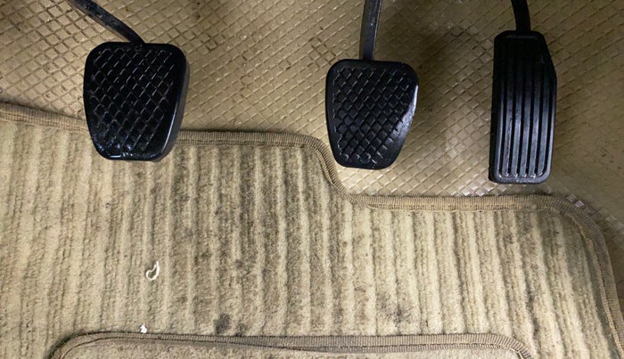 2015 Honda Amaze 1.2L I-VTEC S, Petrol, Manual, 69,469 km, Pedals