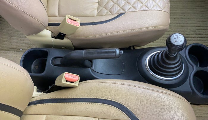 2015 Honda Amaze 1.2L I-VTEC S, Petrol, Manual, 69,469 km, Gear Lever
