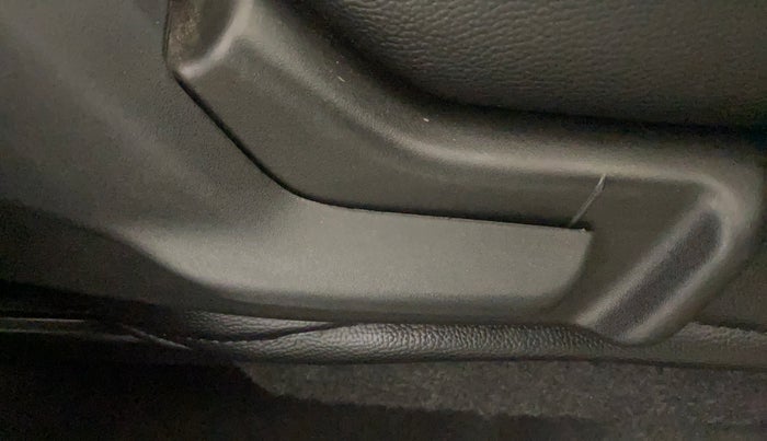 2021 Maruti IGNIS ZETA 1.2, Petrol, Manual, 23,826 km, Driver Side Adjustment Panel