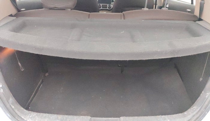 2013 Hyundai i20 SPORTZ 1.2, Petrol, Manual, 79,644 km, Boot Inside