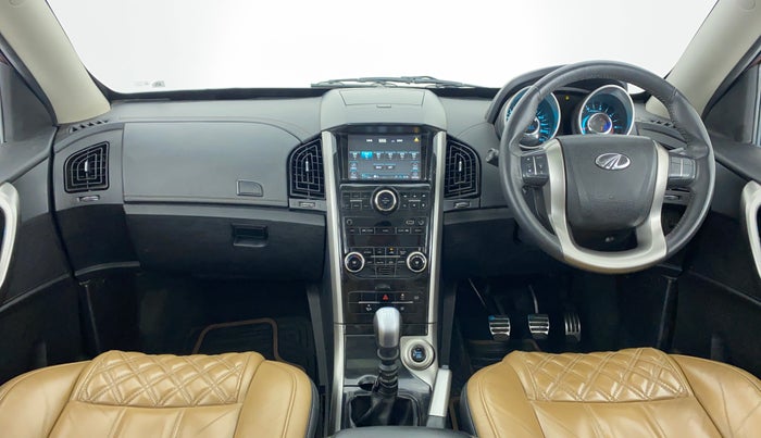 2019 Mahindra XUV500 W11, Diesel, Manual, 39,658 km, Dashboard