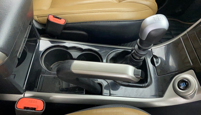 2019 Mahindra XUV500 W11, Diesel, Manual, 39,658 km, Gear Lever