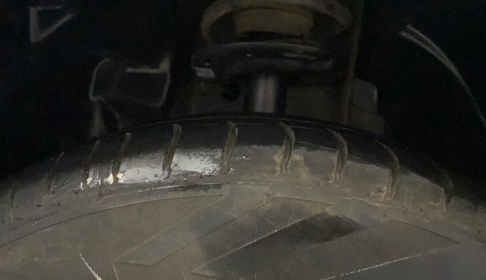 2017 Tata Tiago XM PETROL, Petrol, Manual, 79,649 km, Left Front Tyre Tread