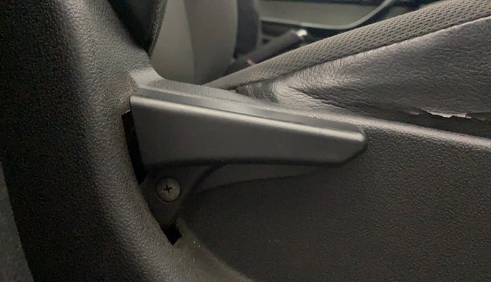 2017 Tata Tiago XM PETROL, Petrol, Manual, 79,649 km, Driver Side Adjustment Panel