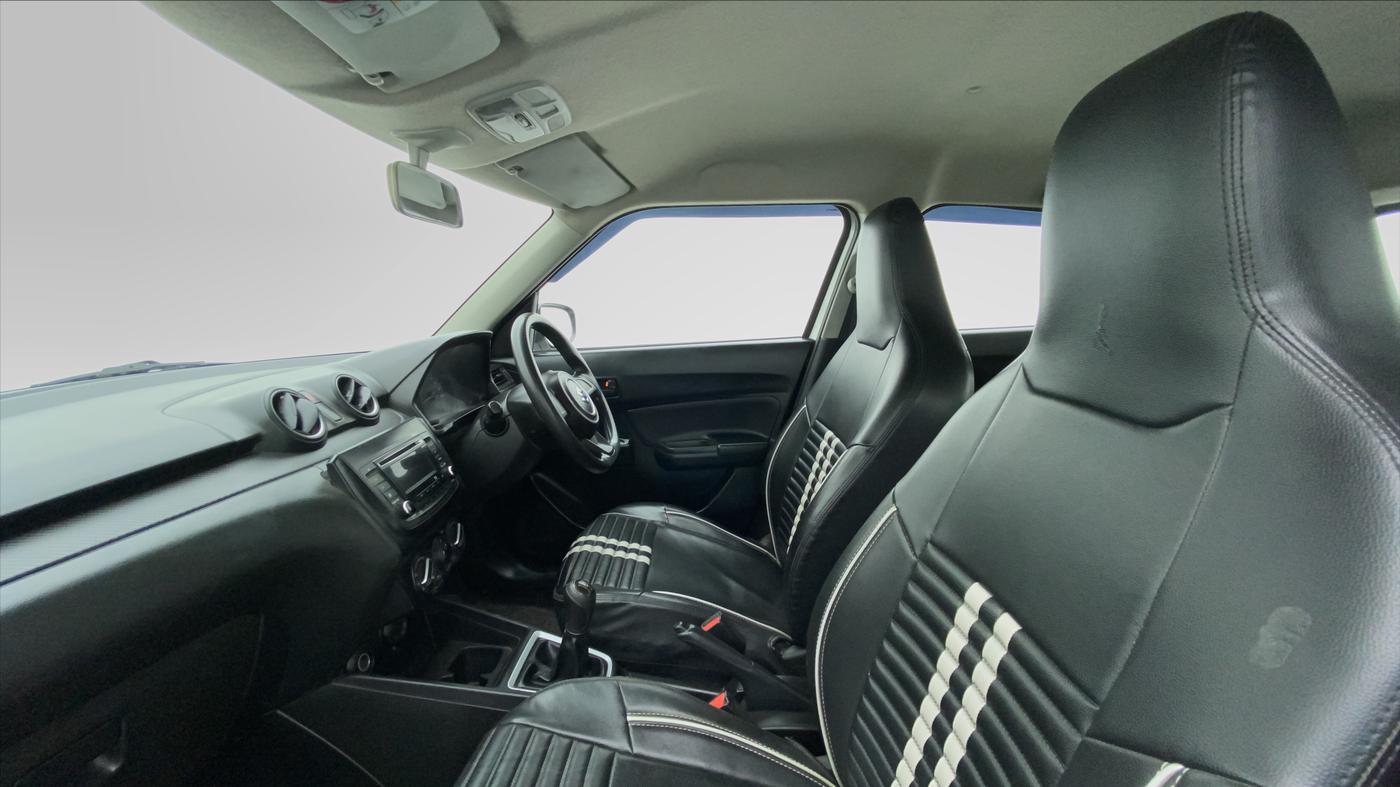 2019 Maruti Swift LXI D, Petrol, Manual, 45,453 km, Right Side Front Door Cabin