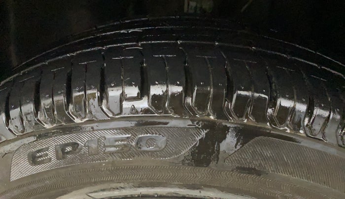 2020 Tata ALTROZ XE PETROL, Petrol, Manual, 31,561 km, Left Front Tyre Tread