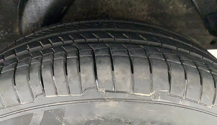 2013 Hyundai i20 MAGNA O 1.2, Petrol, Manual, 42,589 km, Left Rear Tyre Tread
