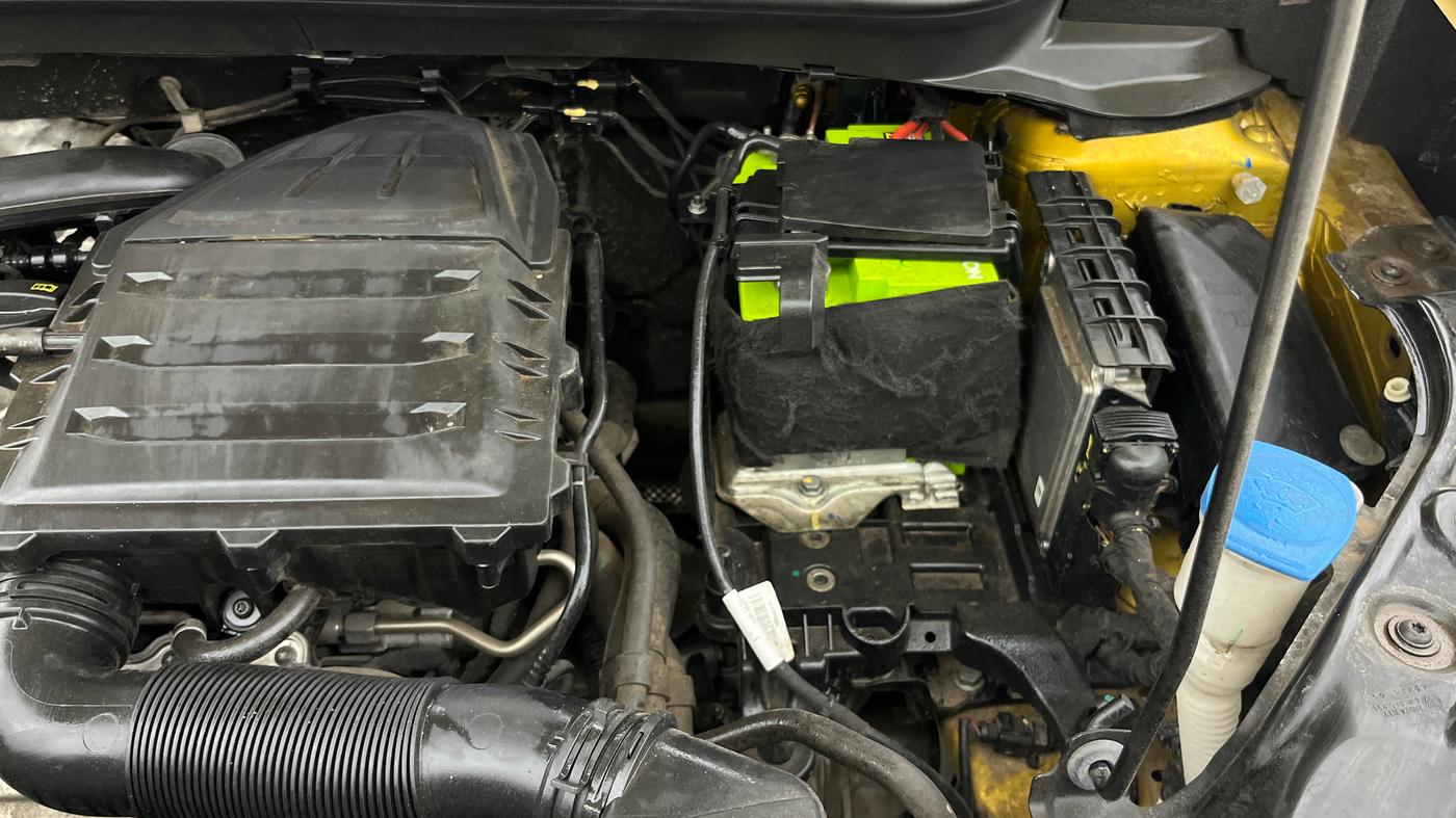 2022 Volkswagen TAIGUN HIGHLINE 1.0 TSI MT, Petrol, Manual, 25,450 km, Engine View - Left