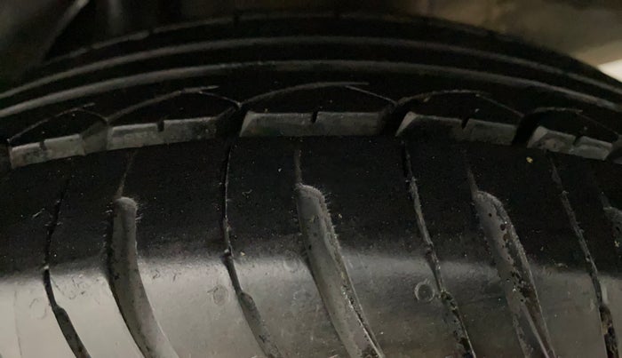 2013 Honda Amaze 1.2L I-VTEC S, Petrol, Manual, 89,146 km, Left Rear Tyre Tread