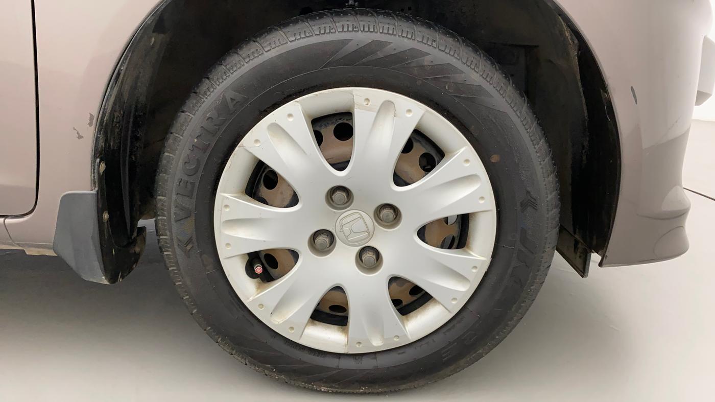 2013 Honda Amaze 1.2L I-VTEC S, Petrol, Manual, 89,146 km, Right Front Wheel