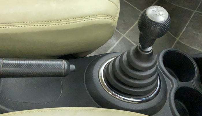2013 Honda Amaze 1.2L I-VTEC S, Petrol, Manual, 89,146 km, Gear Lever