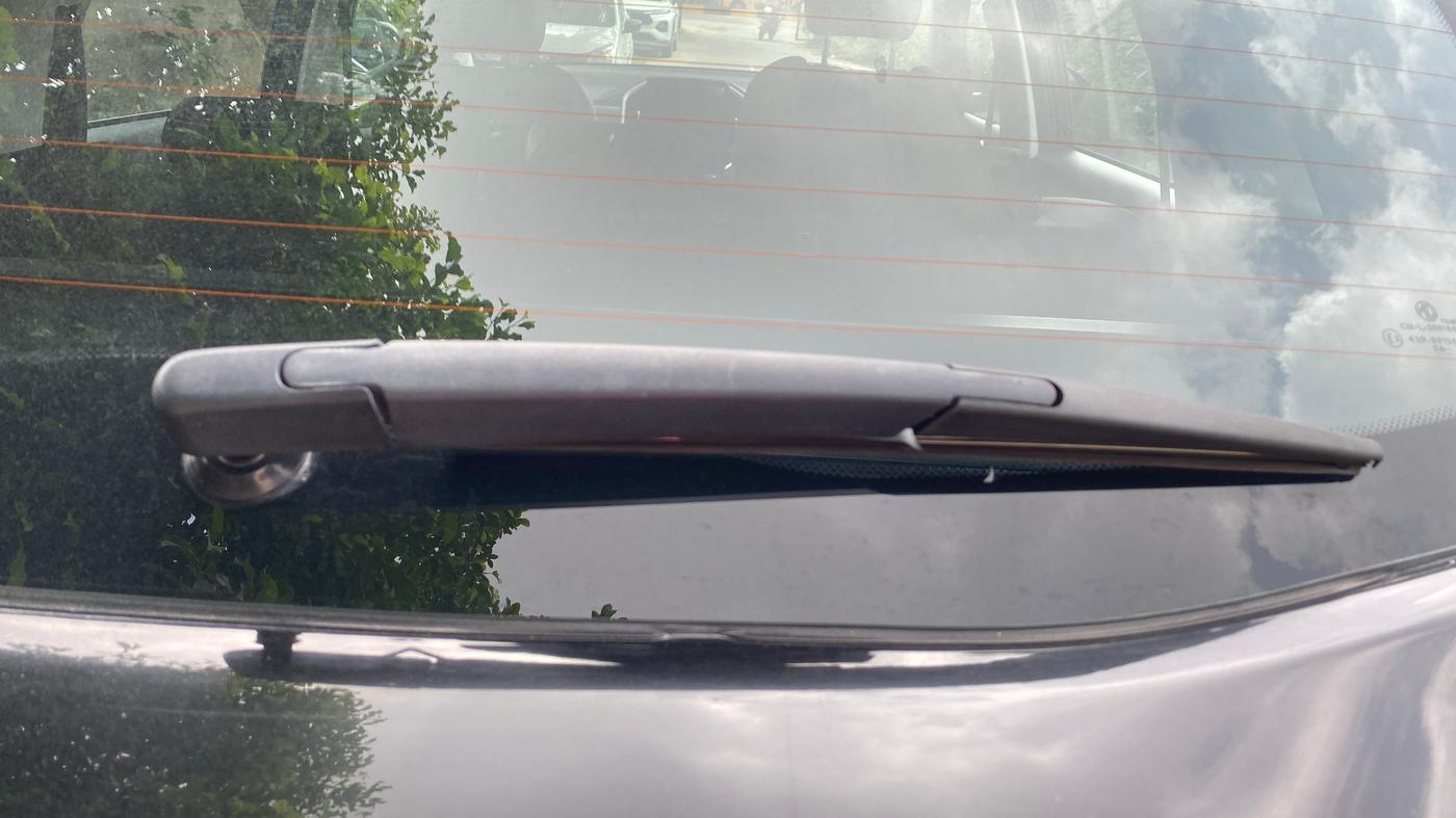 2021 MG HECTOR SHARP 1.5 TURBO HYBRID MT DUAL TONE, Petrol, Manual, 48,307 km, Rear Wiper