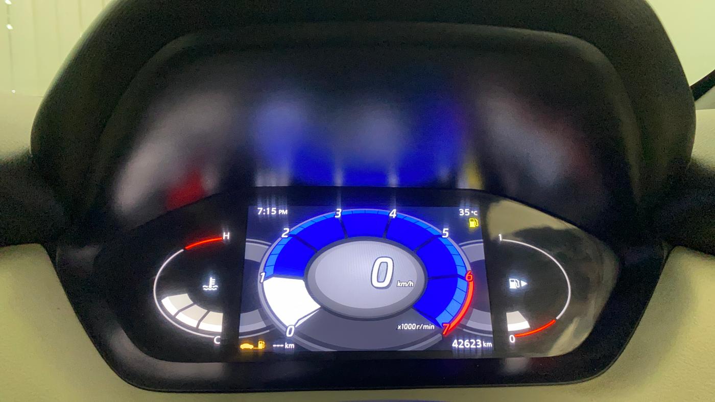 2021 Nissan MAGNITE XV MT, Petrol, Manual, 42,619 km, Odometer Image