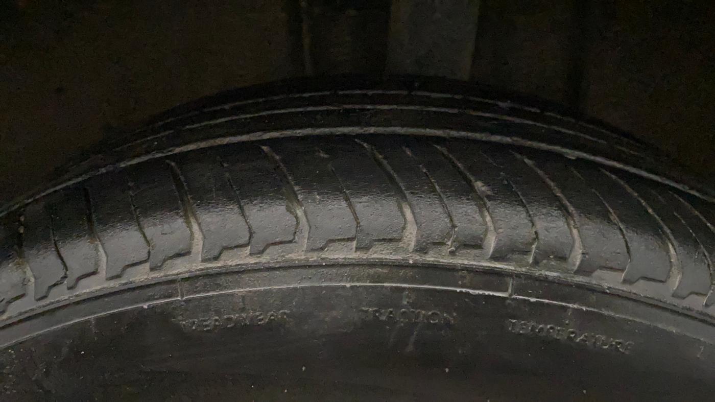 2021 Nissan MAGNITE XV MT, Petrol, Manual, 42,619 km, Left Rear Tyre Tread