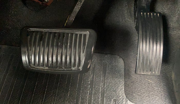 2017 Hyundai Grand i10 SPORTZ (O) AT 1.2 KAPPA VTVT, Petrol, Automatic, 29,408 km, Pedals