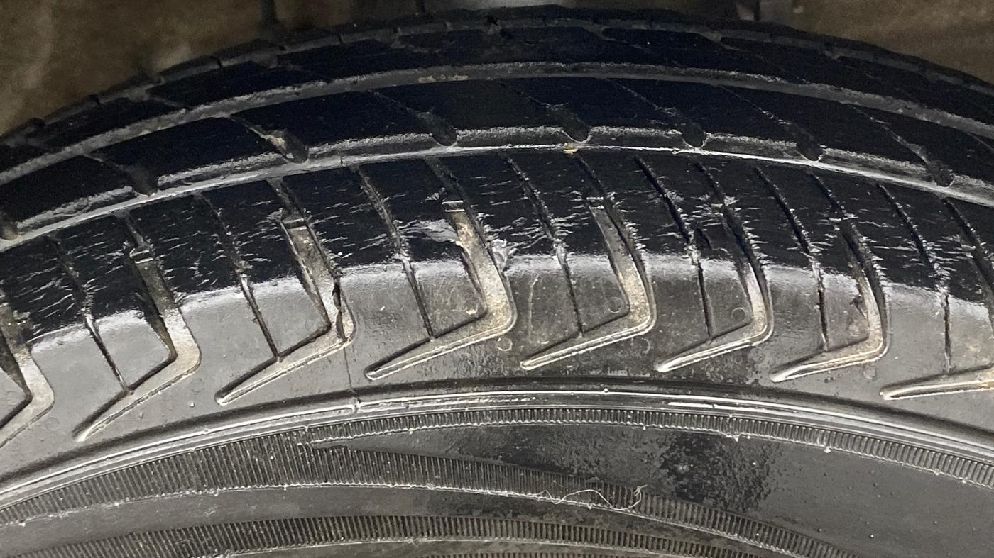 2023 Maruti Alto K10 VXI PLUS, Petrol, Manual, 32,140 km, Right Front Tyre Tread